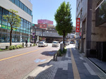 鶴見駅前