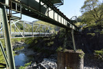 線路と道路橋