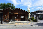 旧粟野町役場前